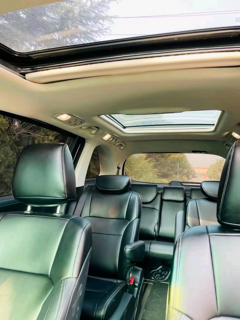 烟台18年本田艾力绅5