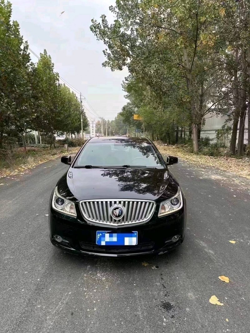 北京13年别克君越1