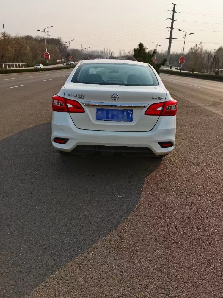 潍坊22年日产轩逸2