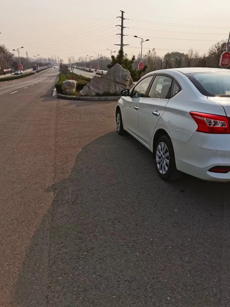 潍坊22年日产轩逸4