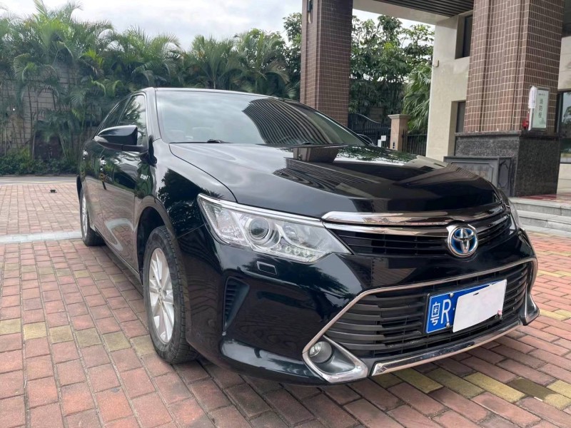 佛山17年丰田凯美瑞4