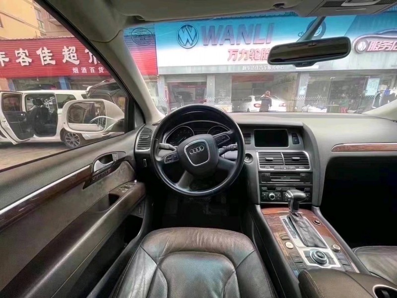 枣庄11年奥迪Q76