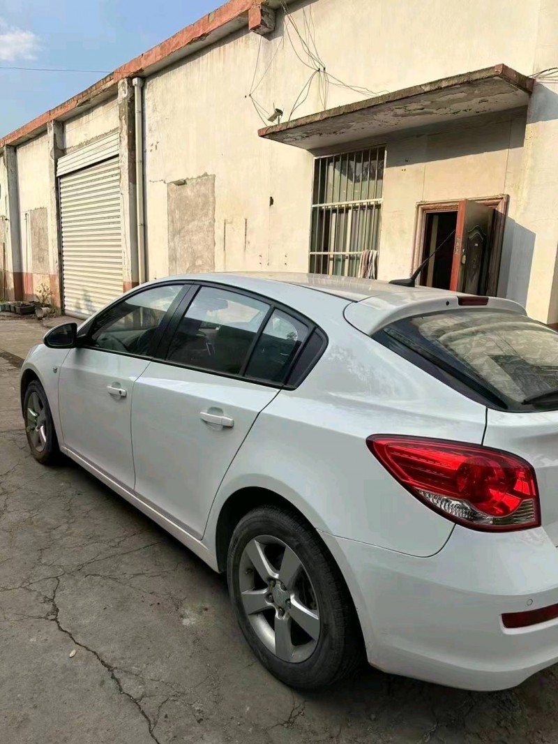 济南14年雪佛兰科鲁兹6