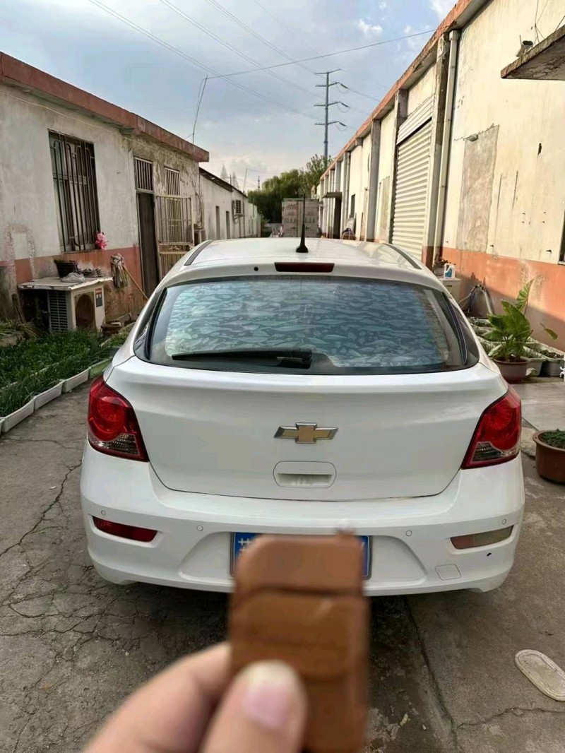 济南14年雪佛兰科鲁兹8