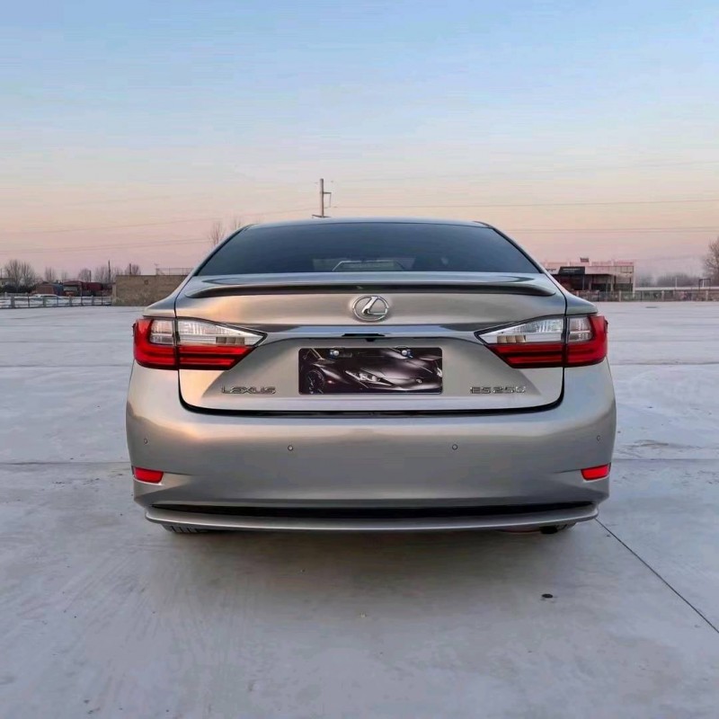 北京17年雷克萨斯ES9