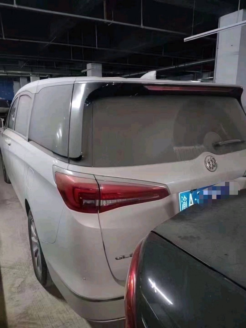 重庆19年别克GL86