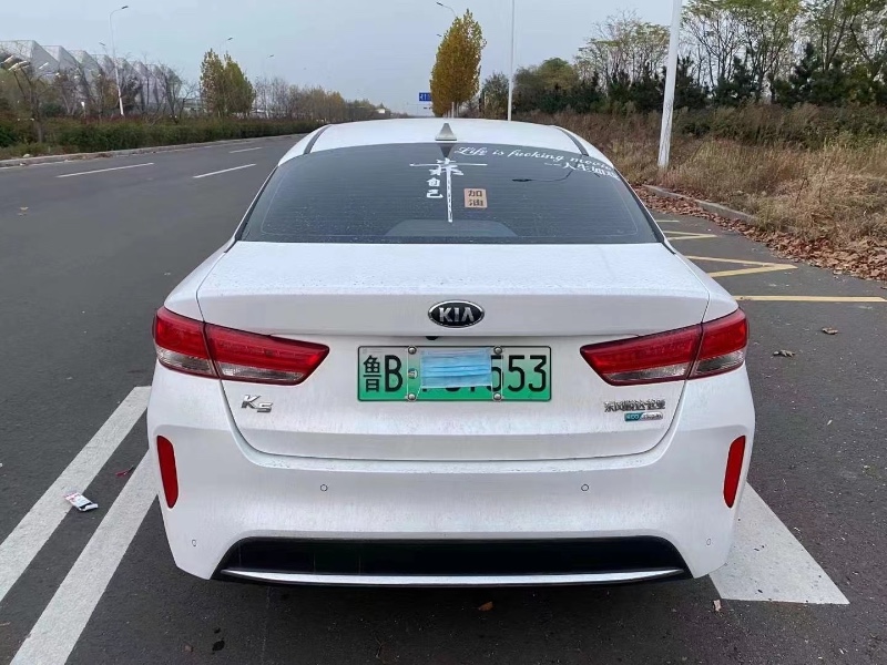 青岛19年起亚K57