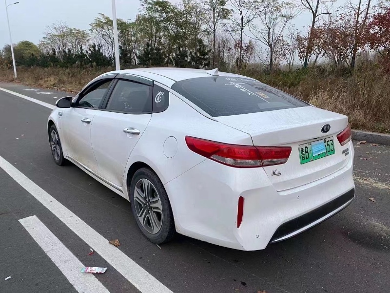 青岛19年起亚K56