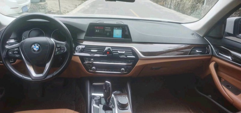 邯郸18年宝马5系3