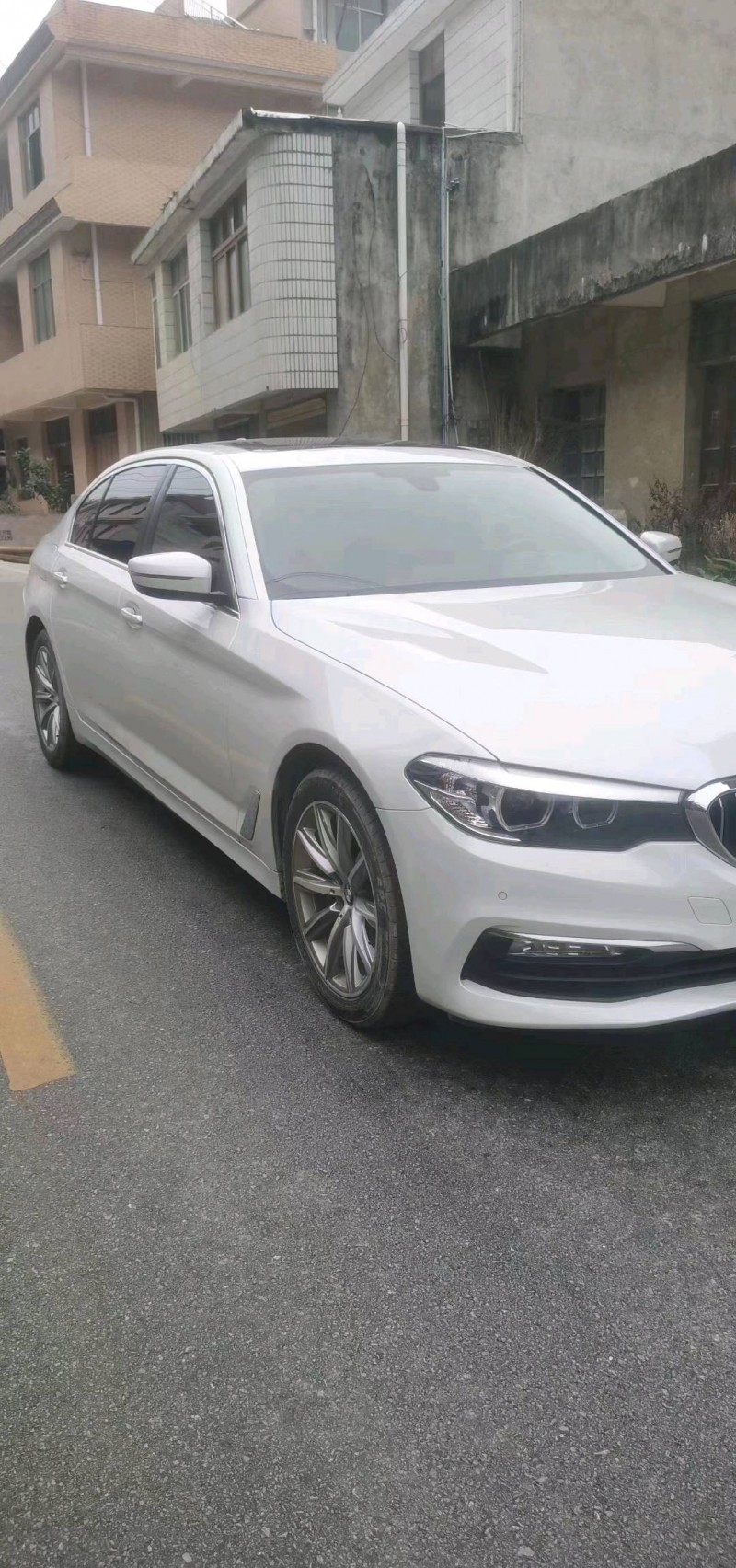 邯郸18年宝马5系8