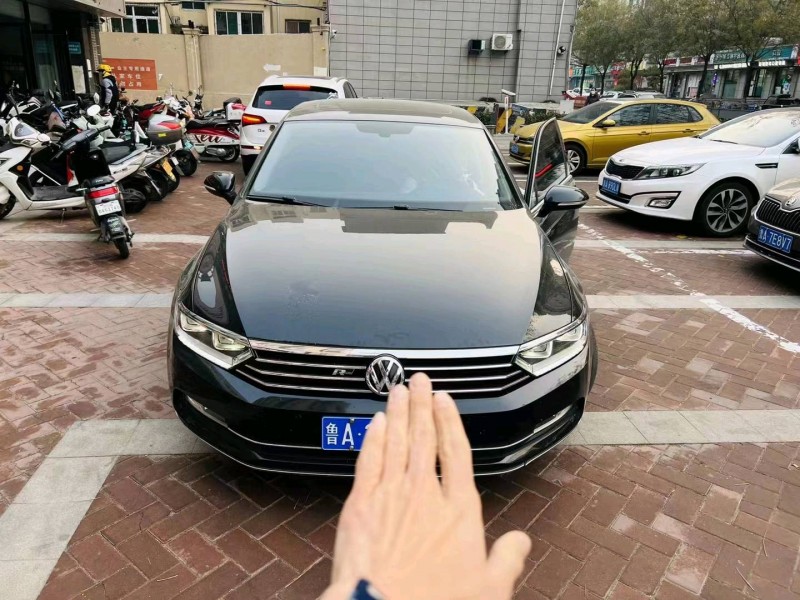 枣庄19年大众迈腾1