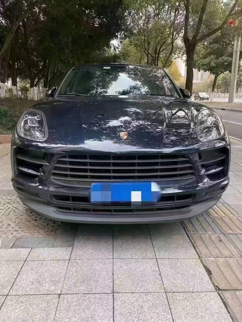 广州19年保时捷Macan1