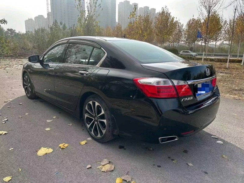 北京14年本田雅阁4