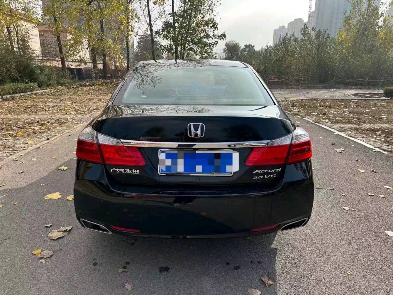 北京14年本田雅阁3