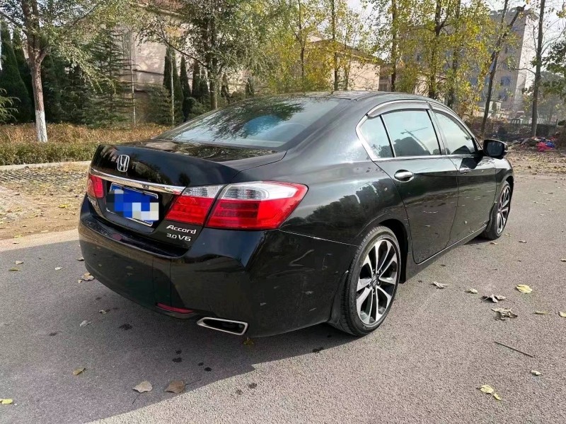 北京14年本田雅阁7