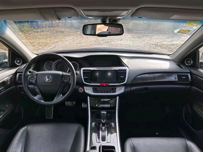 北京14年本田雅阁8