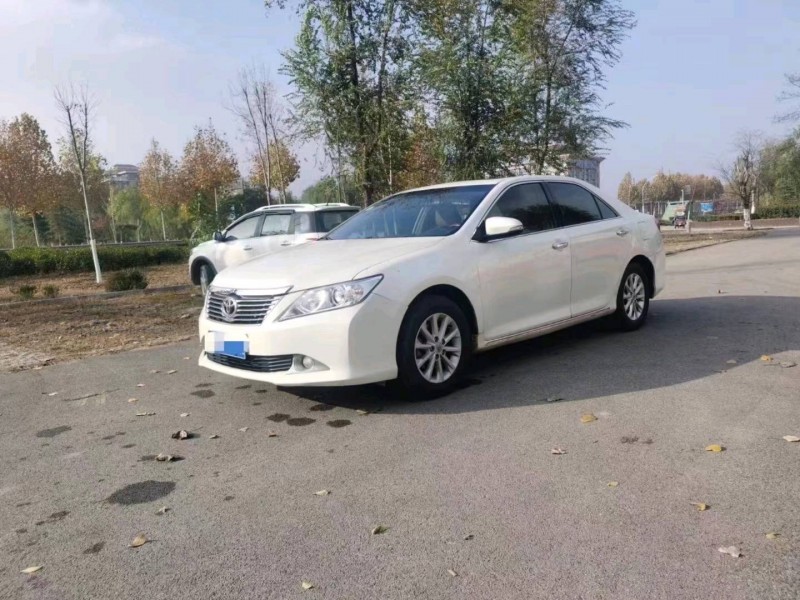 北京13年丰田凯美瑞3