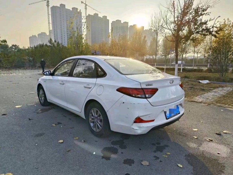 北京17年现代悦动7