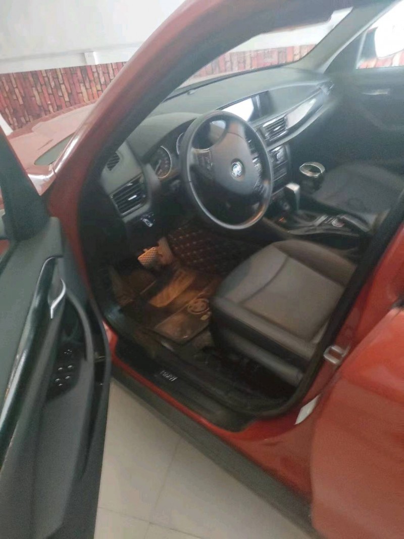 北京12年宝马X16