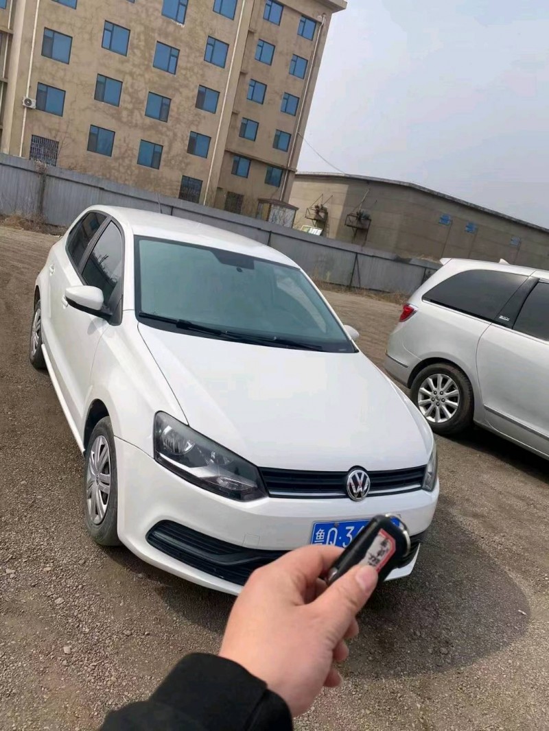 济宁15年大众polo3