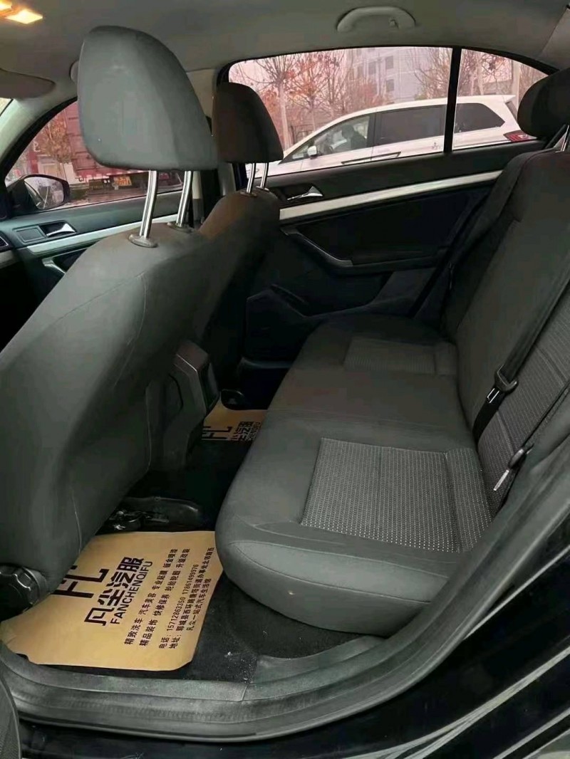 北京16年大众朗逸5