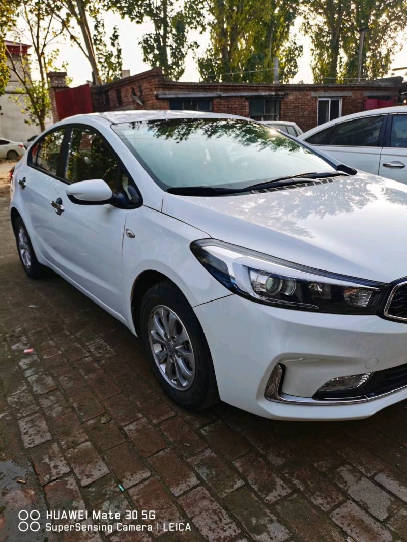 保定18年起亚K32