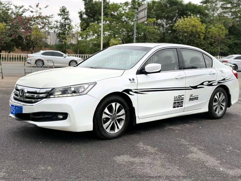 东莞15年本田雅阁3