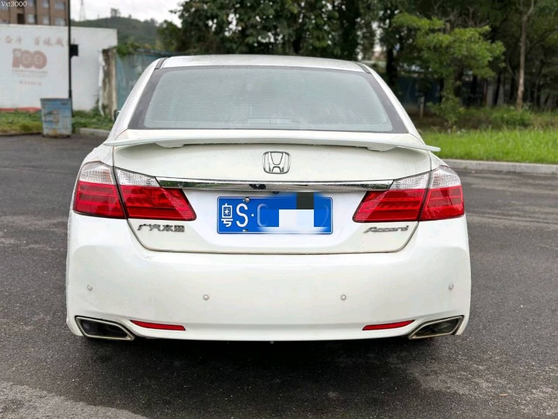 东莞15年本田雅阁9