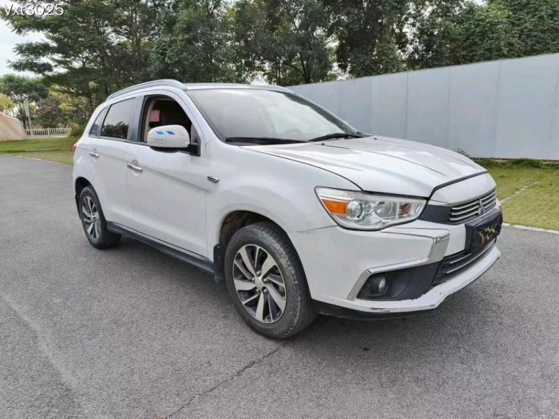 东莞19年三菱劲炫2