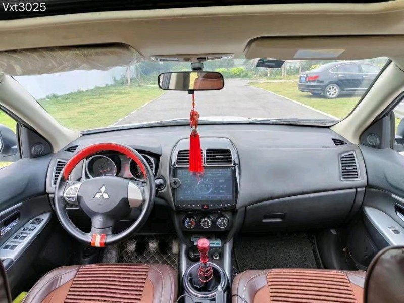 东莞19年三菱劲炫4