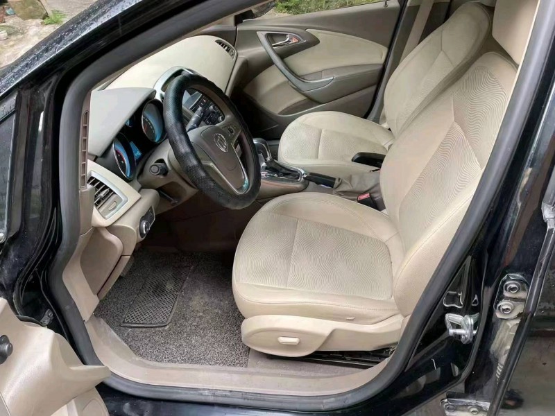 常州14年别克英朗GT5