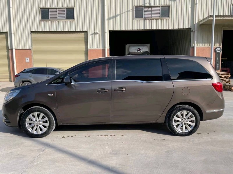 东莞18年别克GL87