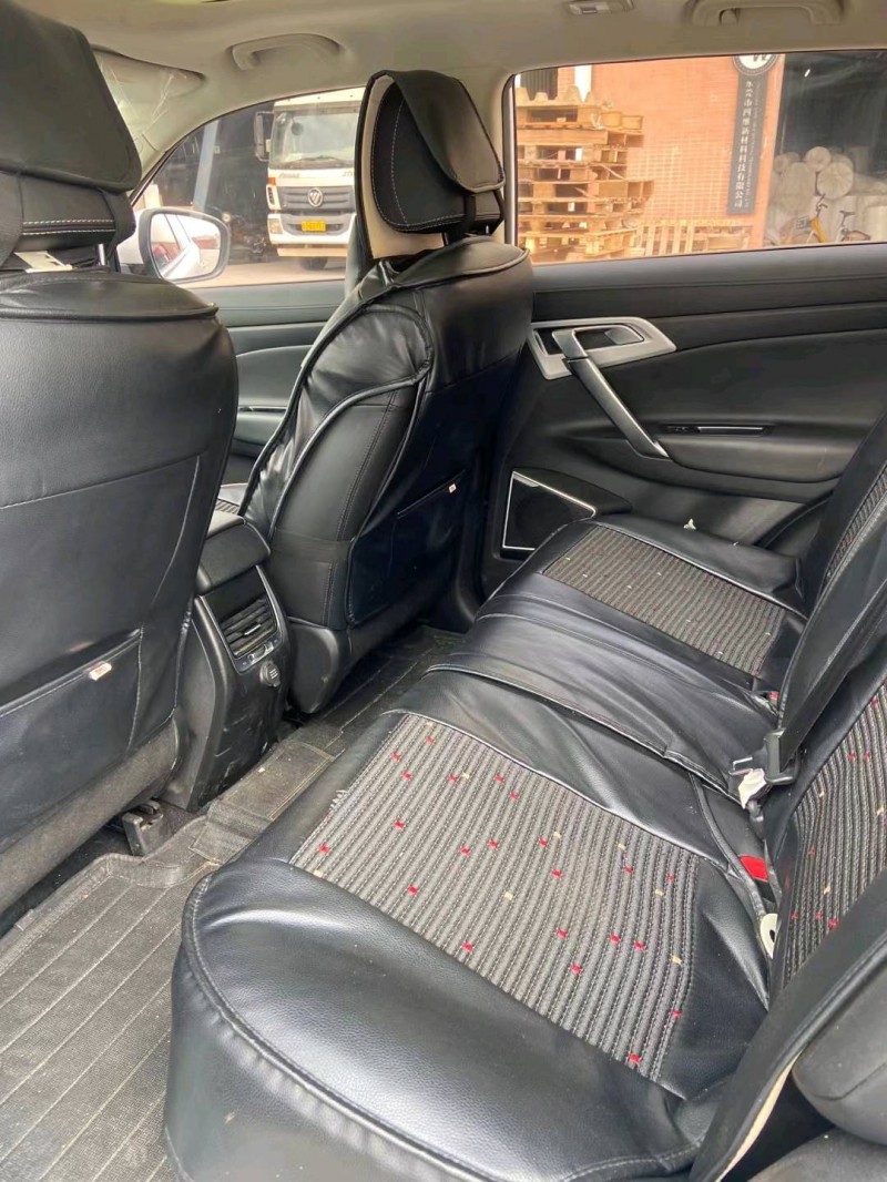 东莞18年吉利博越5