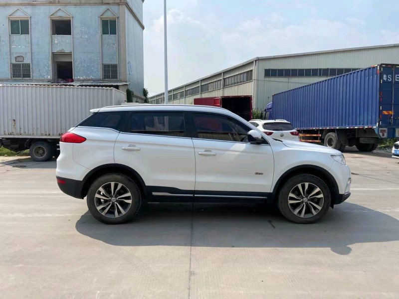 东莞18年吉利博越7