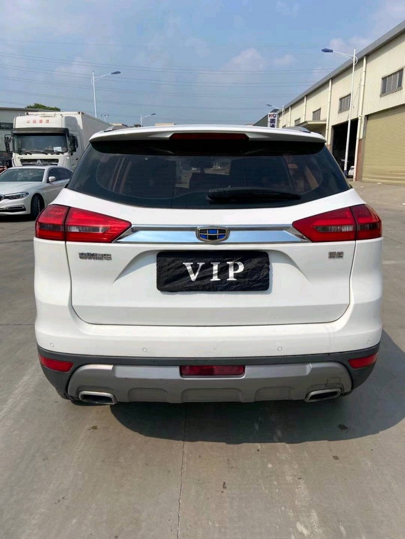 东莞18年吉利博越9