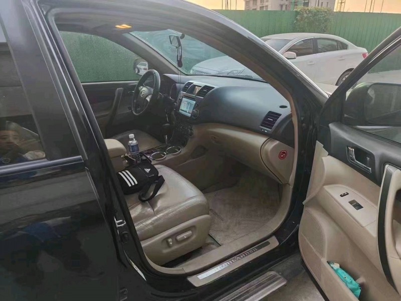 邯郸09年丰田汉兰达6