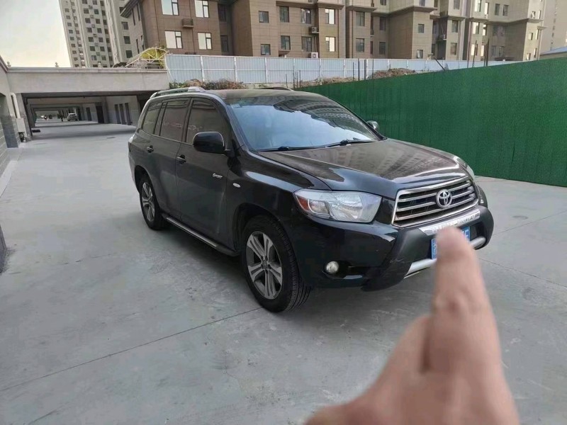 邯郸09年丰田汉兰达7