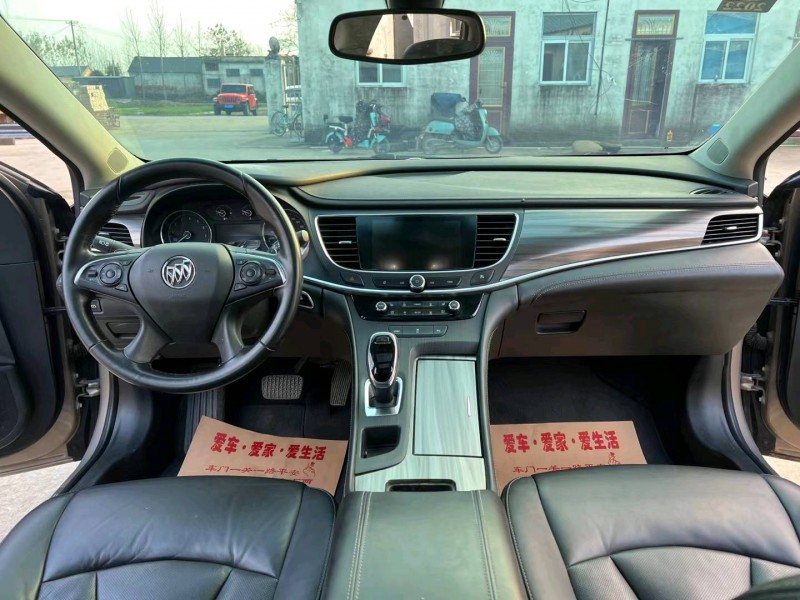 徐州18年别克君越5