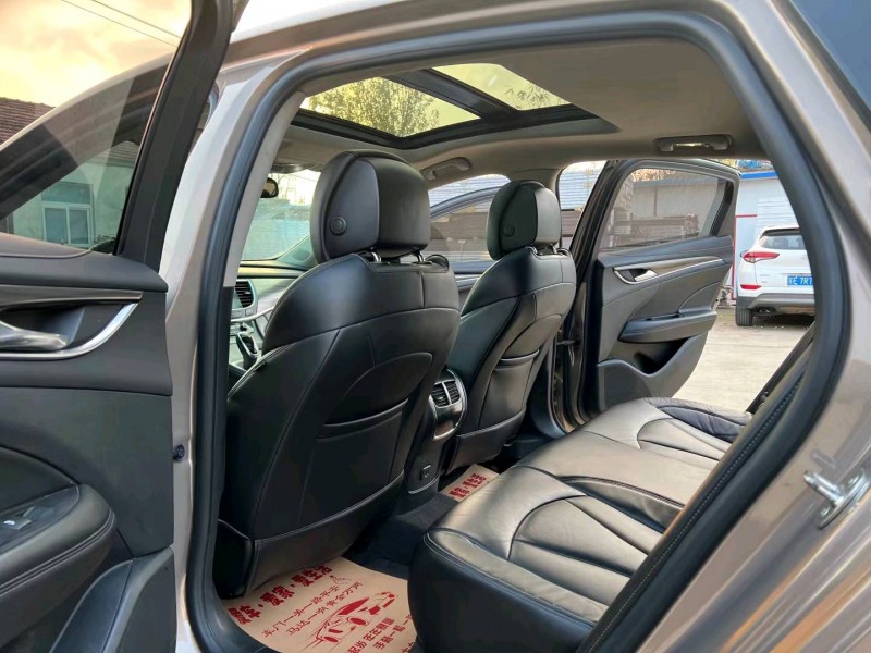 徐州18年别克君越6