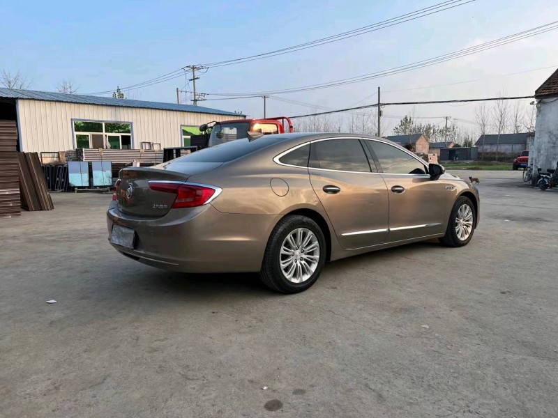 徐州18年别克君越8