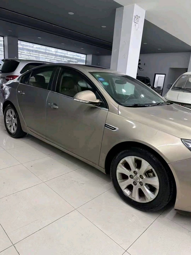 常州14年别克君威2