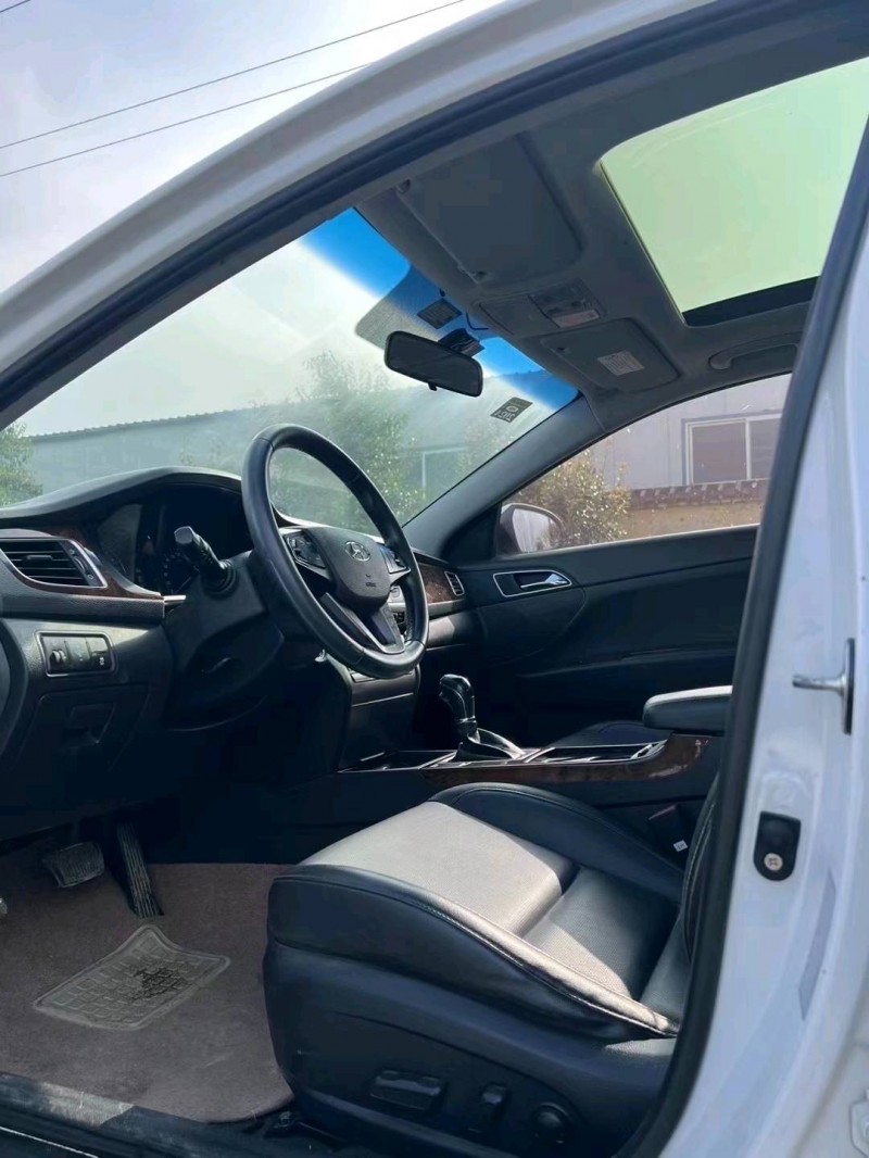 北京14年现代名图8