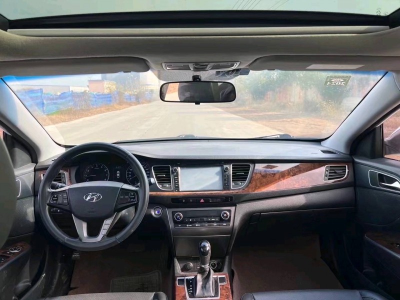 北京14年现代名图9