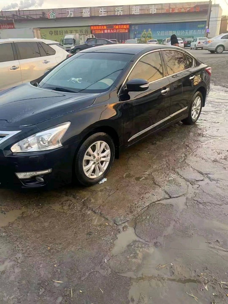 邯郸16年日产天籁2