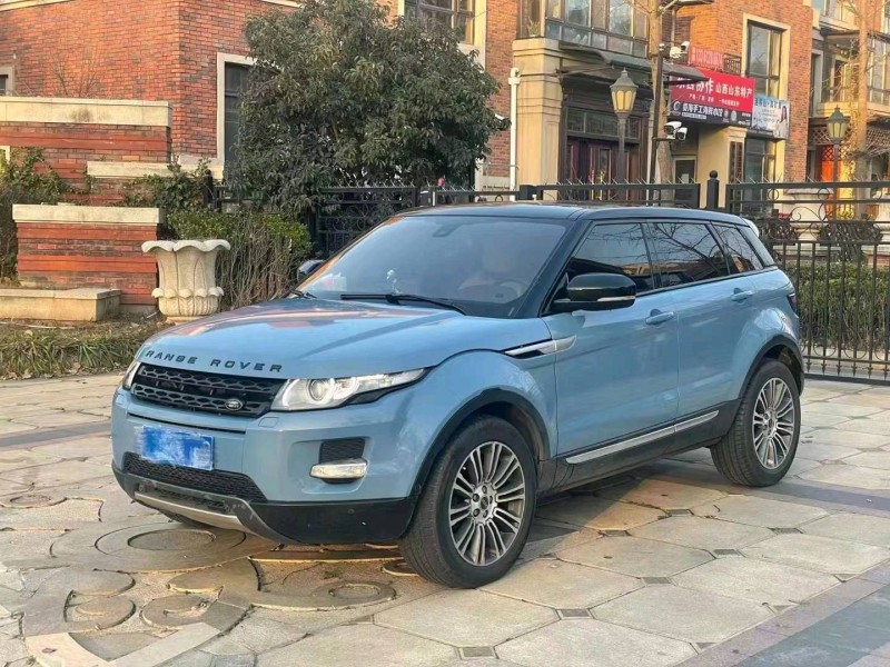 东营12年路虎揽胜极光(进口)2