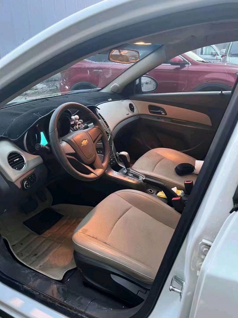 邯郸16年雪佛兰科鲁兹3