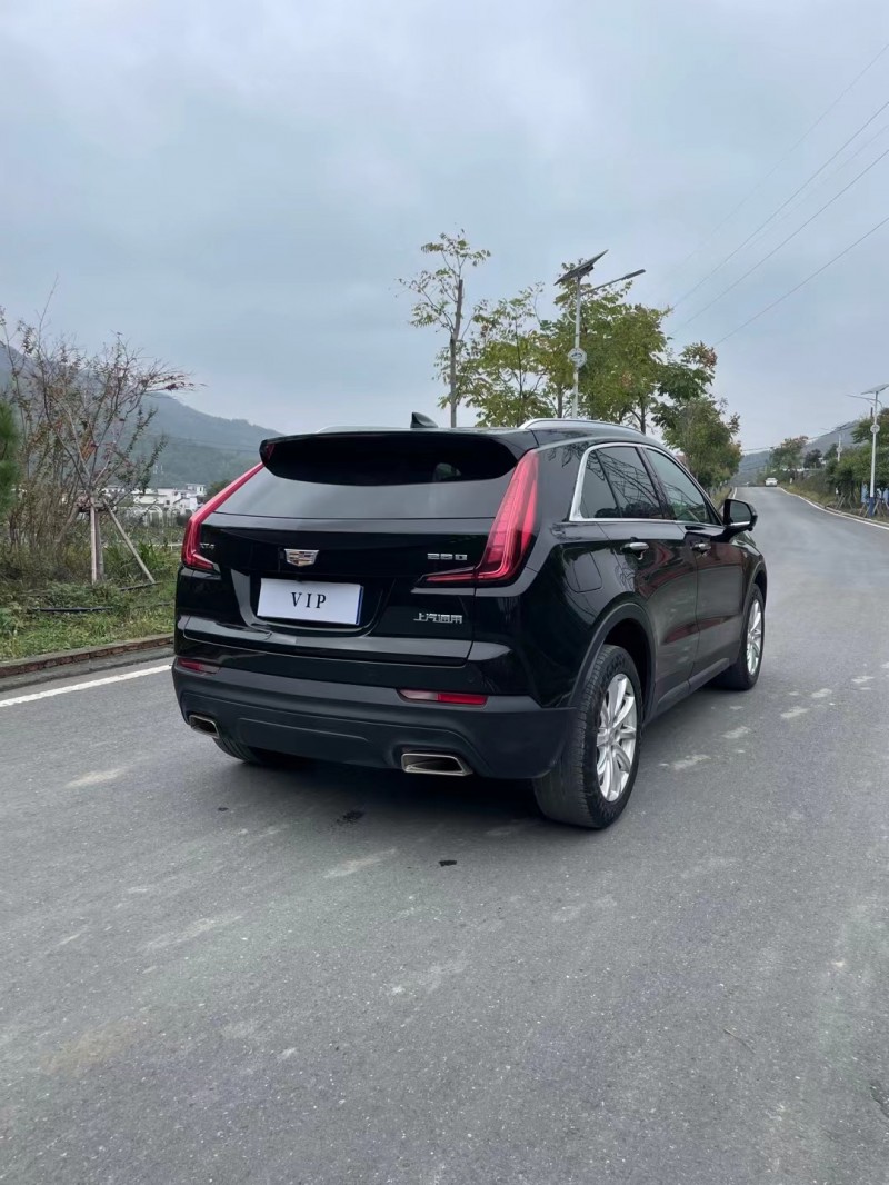 萍鄉21年凱迪拉克XT47
