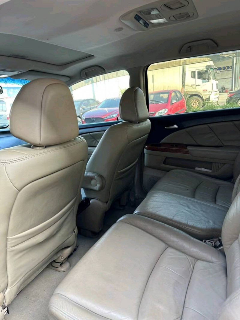 东莞08年本田奥德赛2