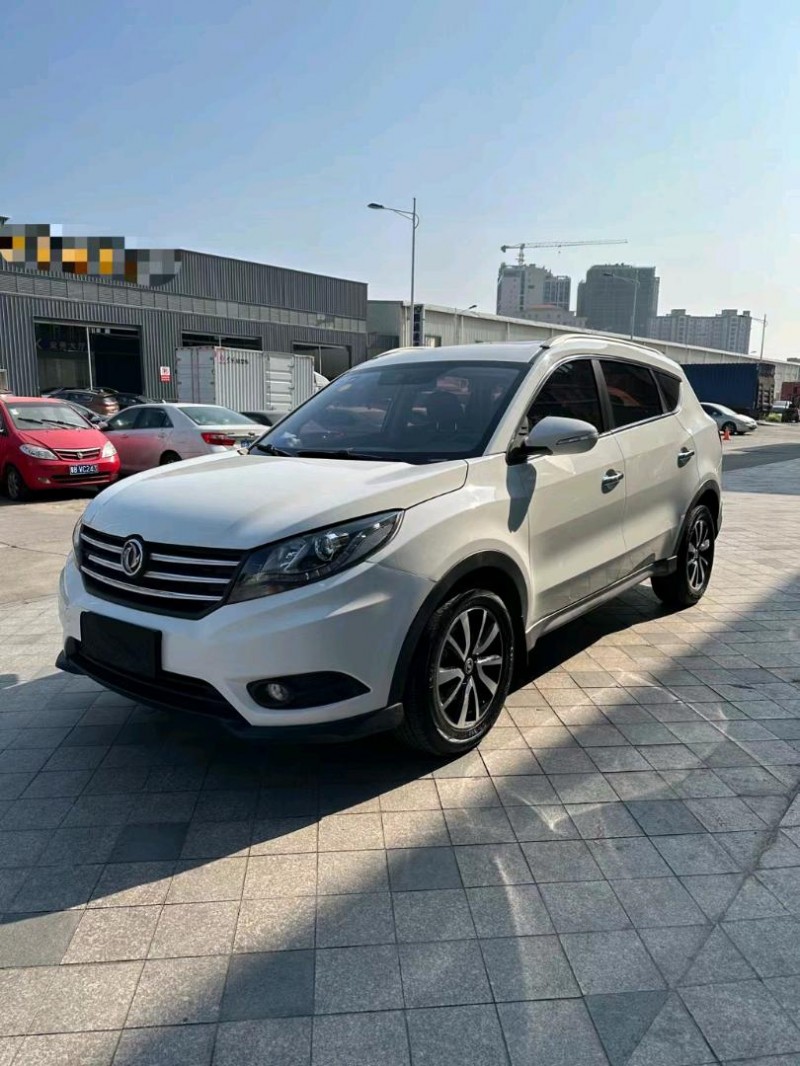 东莞17年东风风光3