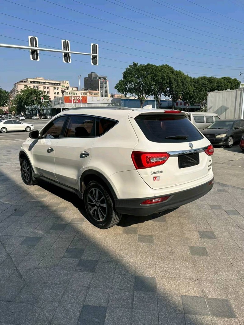 东莞17年东风风光8